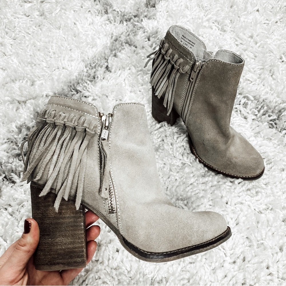 Aldo Tan Boho Ankle Booties with Fringe Details Size 6